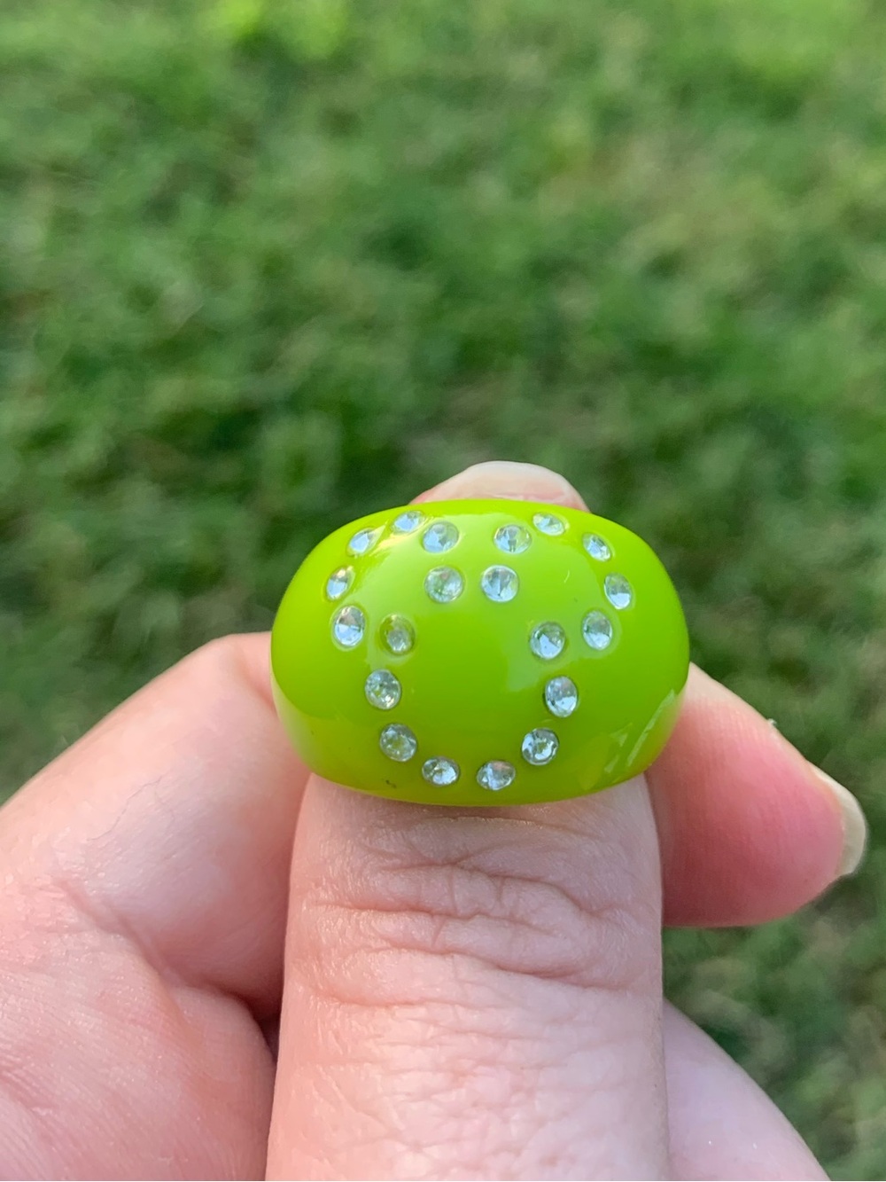 VTG Disney Chartreuse Mickey Mouse Rhinestone Acrylic Ring Size 6.5